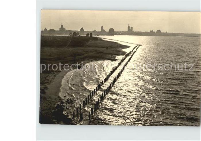 Stralsund Mecklenburg Vorpommern Blick vom Daenholm