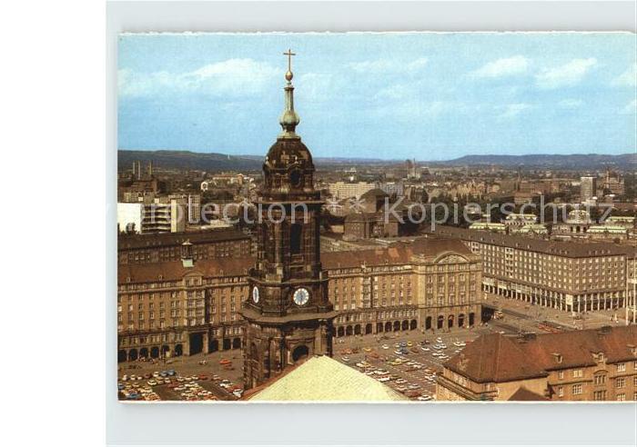 DRESDEN Elbe Blick vom Rathausturm zum Altmarkt und Zwinger