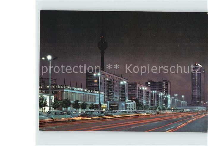 BERLIN  CITY Karl Marx Allee Hauptstadt der DDR Nachtaufnahme
