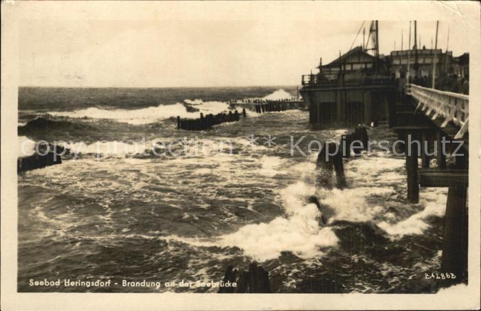 Heringsdorf Ostseebad Usedom Brandung an der Seebruecke