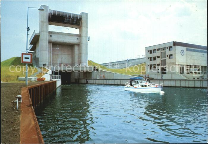 Uelzen Lueneburger Heide Elbe Seitenkanal Schleuse Esterholz