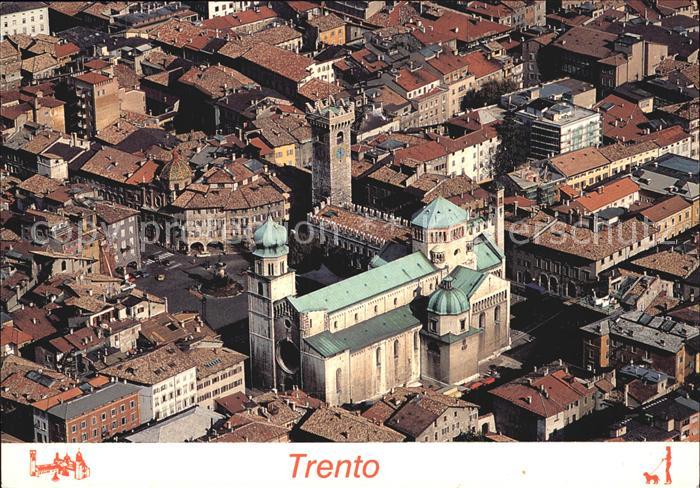 Trento Panoramica del Duomo e Palazzo Pretorio Veduta aerea