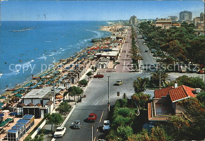 Roseto degli Abruzzi Meer Strandpromenade