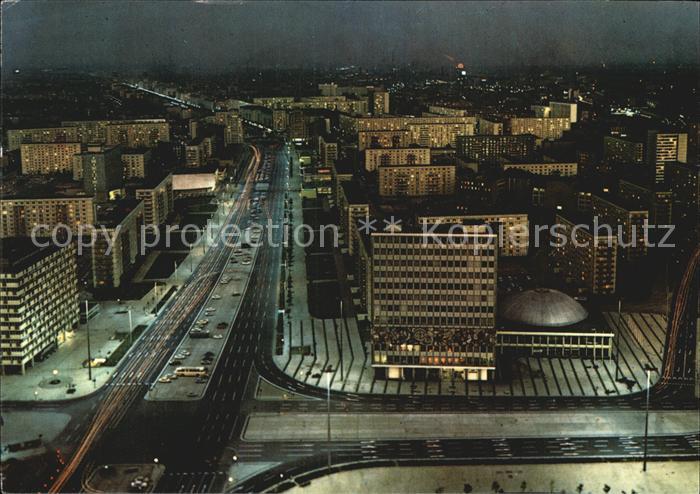 BERLIN  CITY Interhotel Stadt Berlin Karl Marx Allee Nachtaufnahme