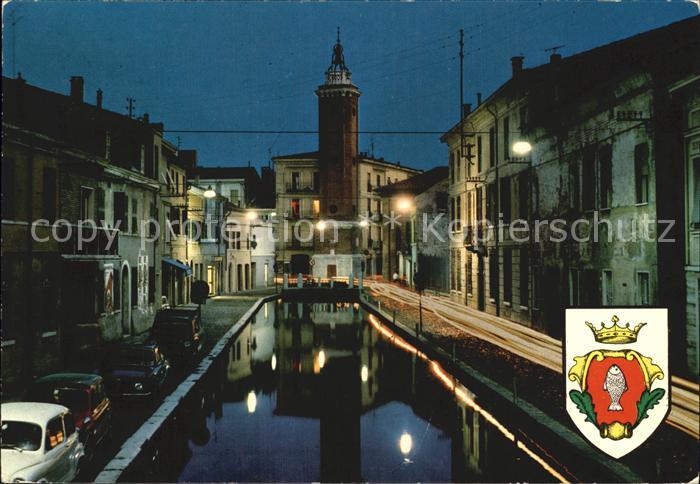 Comacchio Cavour Strasse bei Nacht