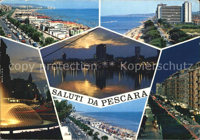 Pescara StrandBrunnen Sadtansicht bei Nacht