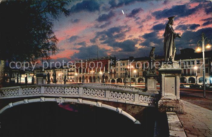 Padova Prato della Valle Amuela Saeulengang
