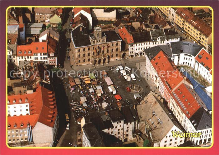 Weimar Thueringen Rathaus und Markt