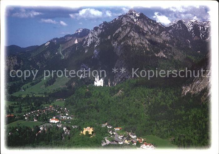 Fuessen Allgaeu Schloss Hohenschwangau Schloss Neuschwanstein Alpsee