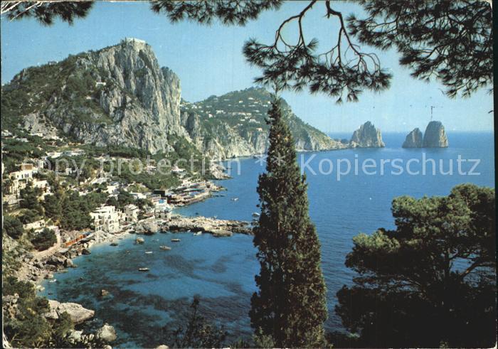 Capri Marina Piccola Faraglioni