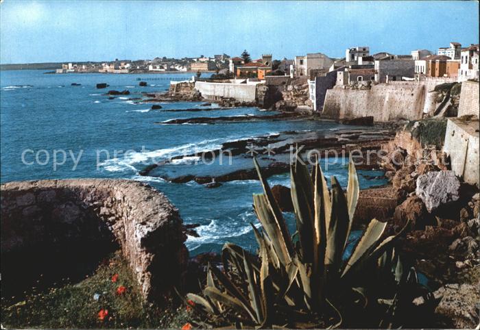 Sicilia Kueste Stadtansicht