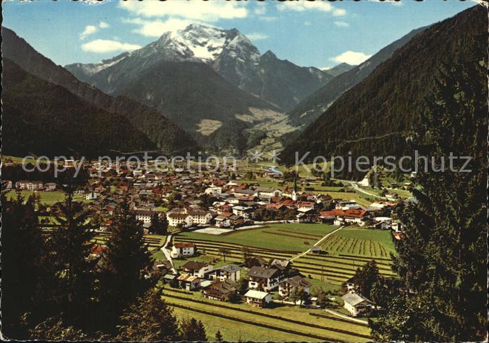 Mayrhofen Zillertal Blick zum Gruenberg