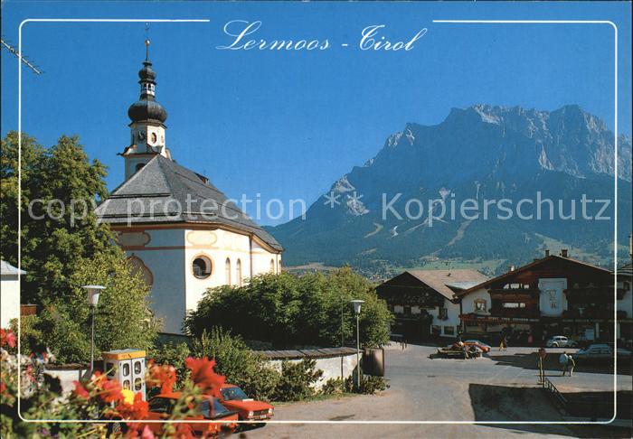 Lermoos Tirol Ortspartie an der Kirche Zugspitze Wettersteingebirge