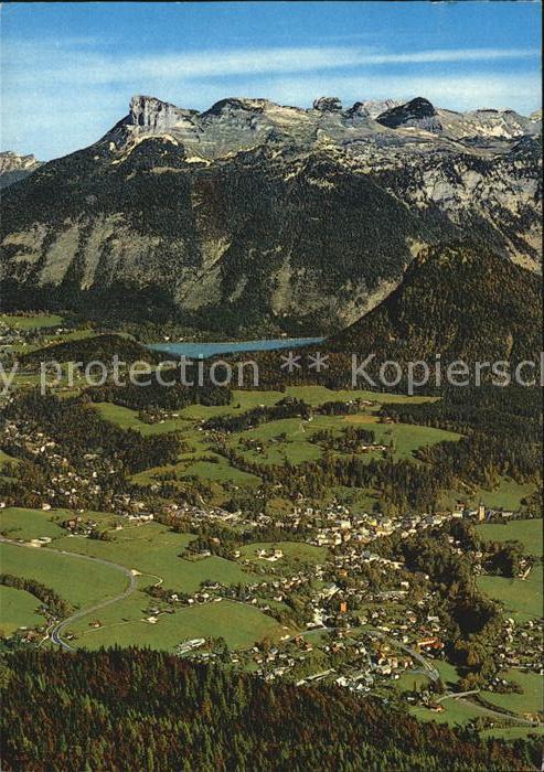 Bad Aussee Steiermark mit Loser und Tressenstein Fliegeraufnahme