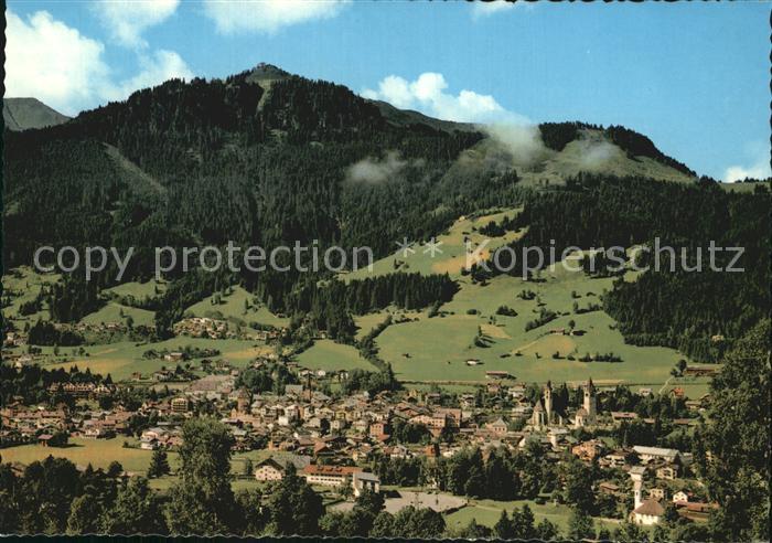 Kitzbuehel Tirol Gesamtansicht gegen Hahnenkamm Luftkurort Kitzbueheler Alpen