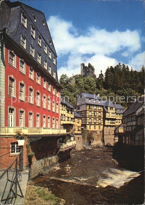Monschau Montjoie NRW Rurpartie Fachwerkhaeuser Altstadt Burgruine