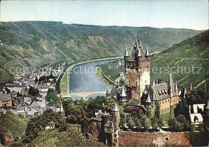 Cochem Mosel Panorama Blick ins Moseltal mit Reichsburg