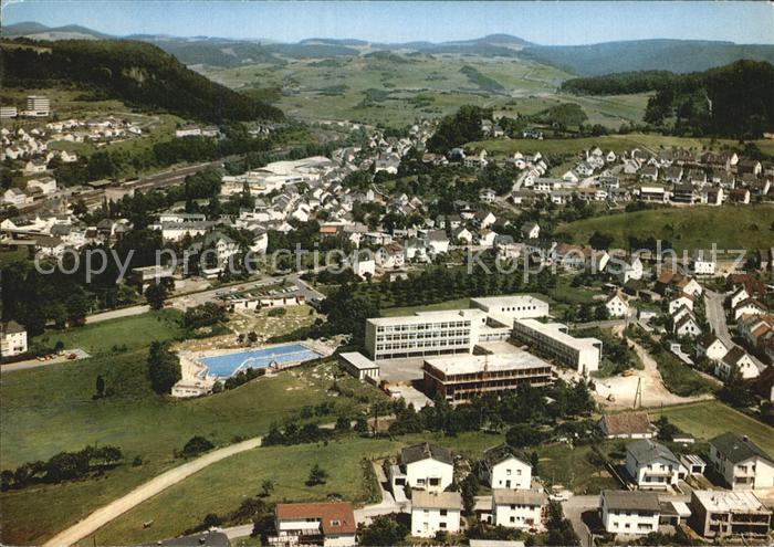 Geroldstein Stadt der Mineralquellen und Dolomiten Fliegeraufnahme
