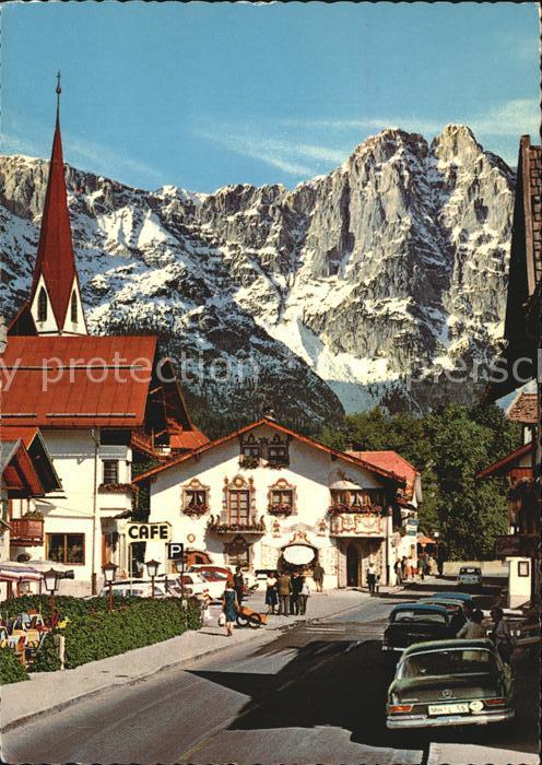 Seefeld Tirol Ortspartie an der Kirche Cafe Tiroler Schmuckkastl Alpen