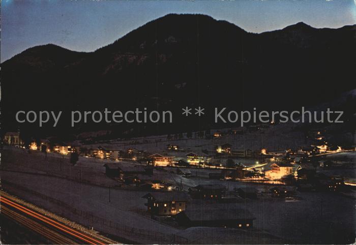 Flachau Wintersportplatz bei Nacht