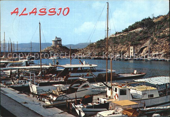 ALAssIO Savona Liguria IT Kleiner Hafen und Kapelle