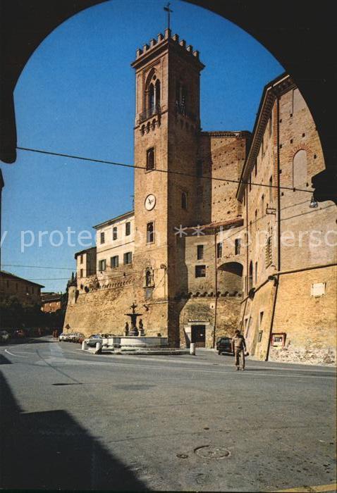 San Costanzo Piazza Perticari