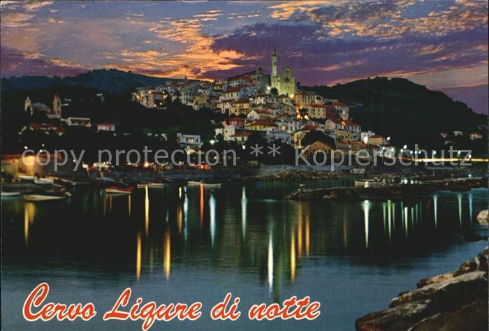 Cervo Stadtansicht Nachtaufnahme