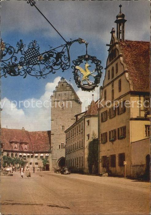 Dinkelsbuehl Das Greifenschild mit Rothenburger Tor