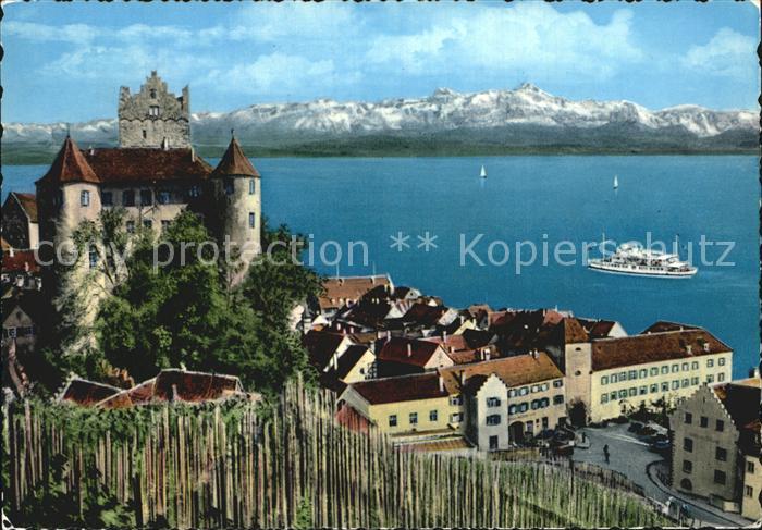 Meersburg Bodensee Schloss mit Schweizer Alpen