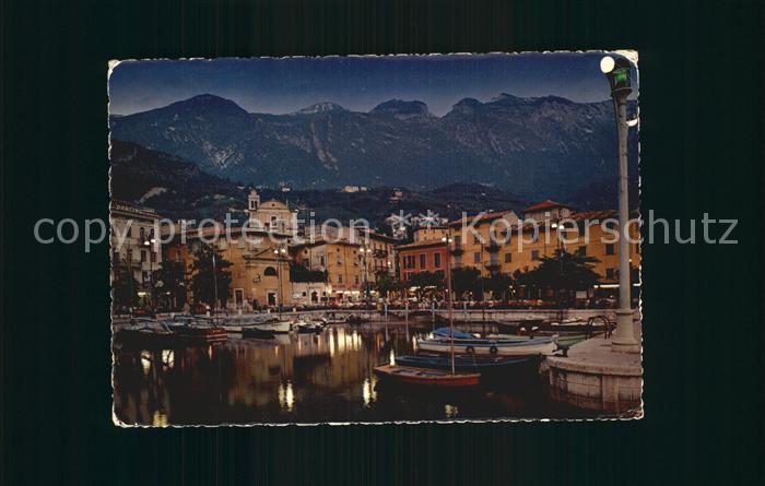 Malcesine Lago di Garda Il porto notturno