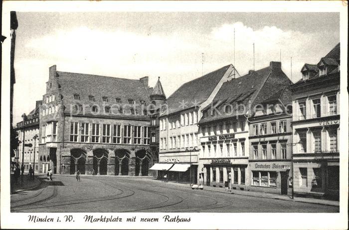 Minden Westfalen Marktplatz mit neuem Rathaus