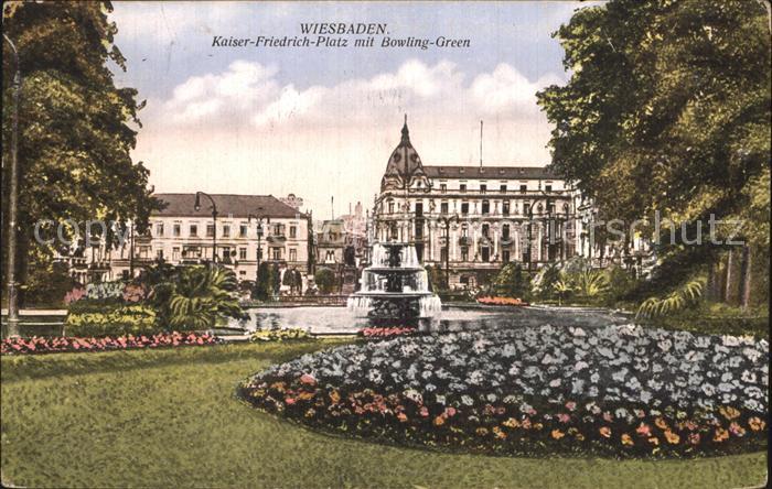 Wiesbaden Kaiser-Friedrich-Platz mit Bowling-Green