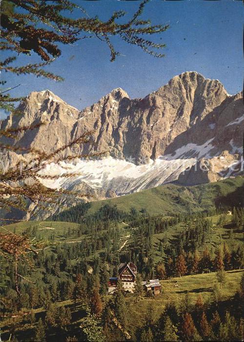 Austriahuette mit Torstein Mitterspitz Hoher Dachstein