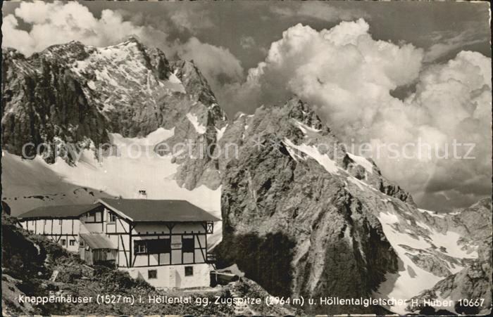 GARMISCH-PARTENKIRCHEN Bayern Knappenhaeuser im Hoellental Zugspitze Hoellentalg