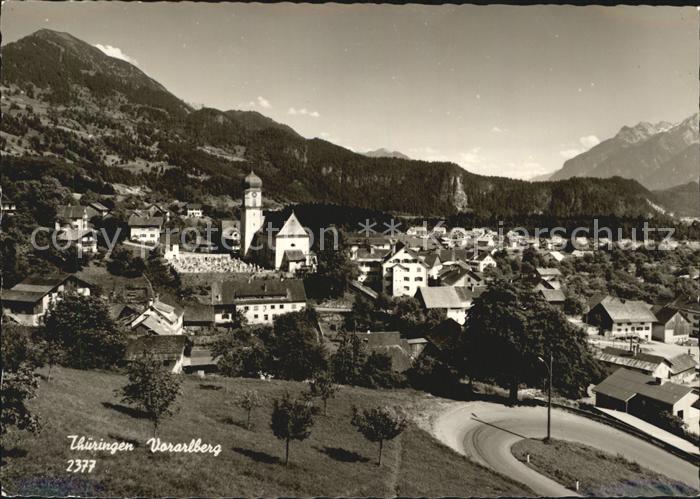 Thueringen Vorarlberg Ortsansicht mit Kirche Alpen