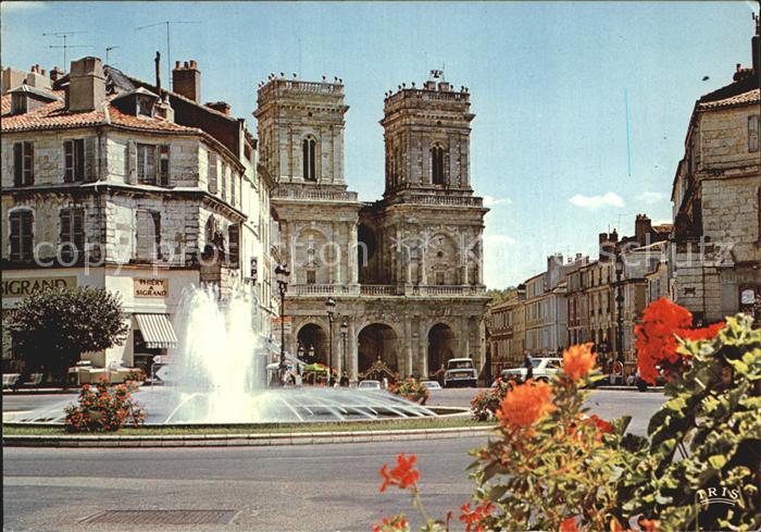 Auch Gers Jets d eau Cathedrale