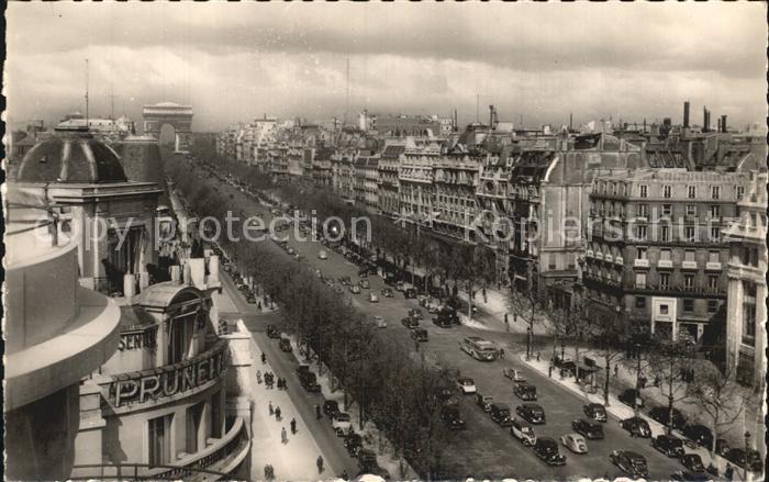 Paris Avenue des Champs Elysees