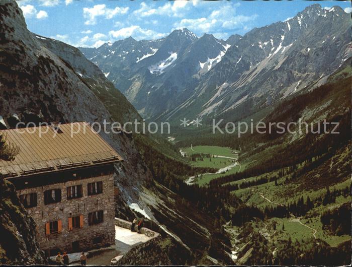 Karwendelhaus Alpenpanorama