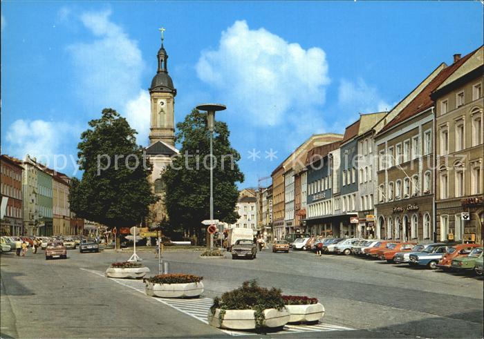Traunstein Oberbayern Stadtplatz mit St. Oswald Kirche