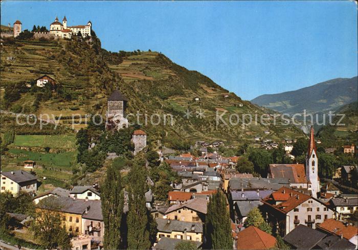 Klausen Eisacktal Suedtirol im Eisacktal