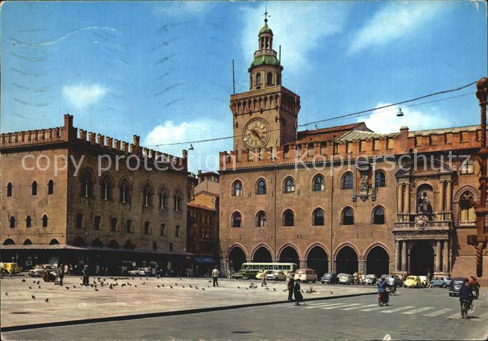 Bologna Palazzo dei Notai e Accursio