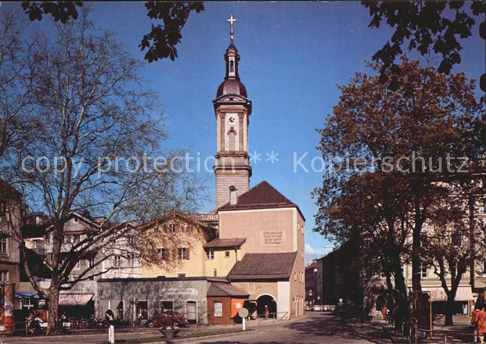 Traunstein Oberbayern mit Pfarrkirche St. Oswald