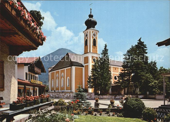 Unterwoessen Kirchpartie