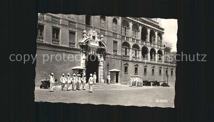 Leibgarde Wache Monaco Releve de la Garde Palais Princi