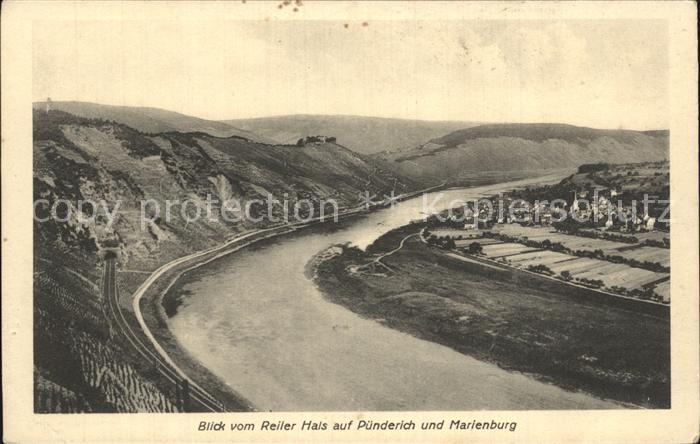 Puenderich Mosel mit Marienburg Blick von Reiler Hals