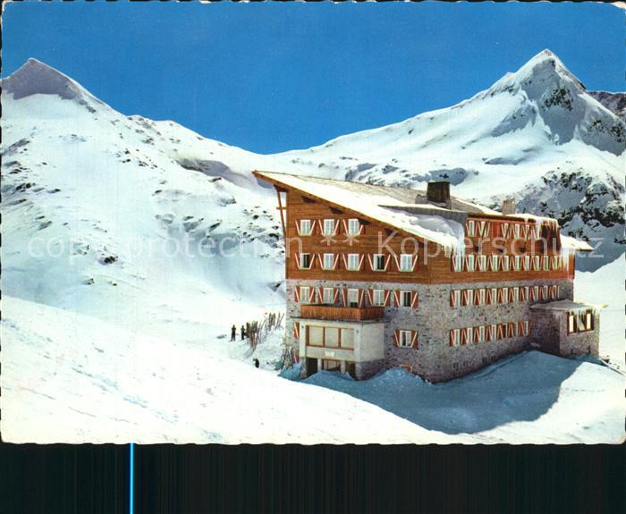 Rudolfshuette Weisssee am Weissee mit Medelzkopf und Tauernkogel