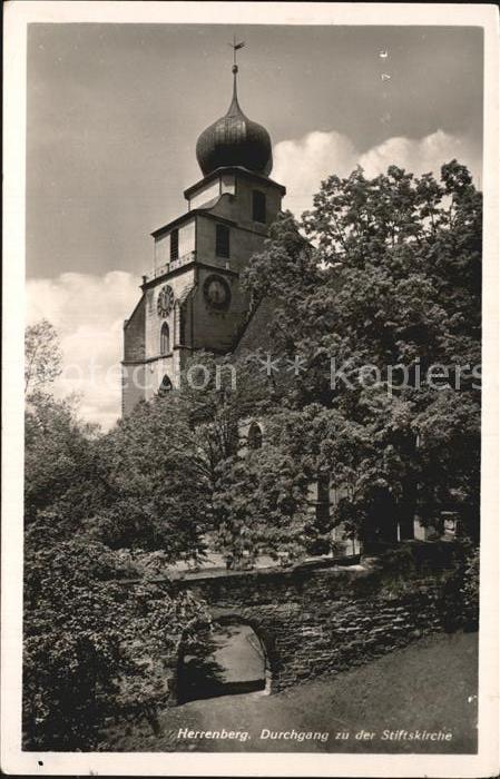 Herrenberg Gaeu Durchgang zur Stiftskirche