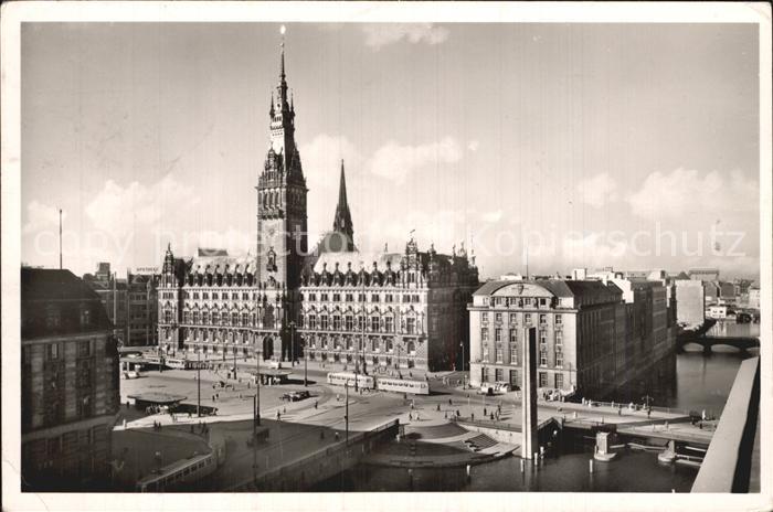HAMBURG  CITY Rathaus und Rathausmarkt