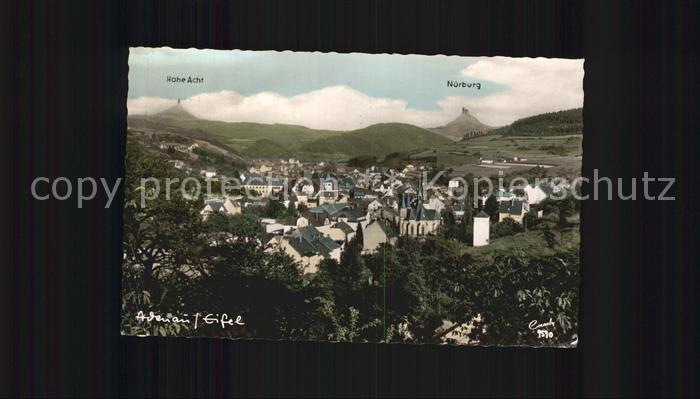 Adenau Ahrweiler Rheinland-Pfalz Gesamtansicht mit Nuerburg und Hohe Acht