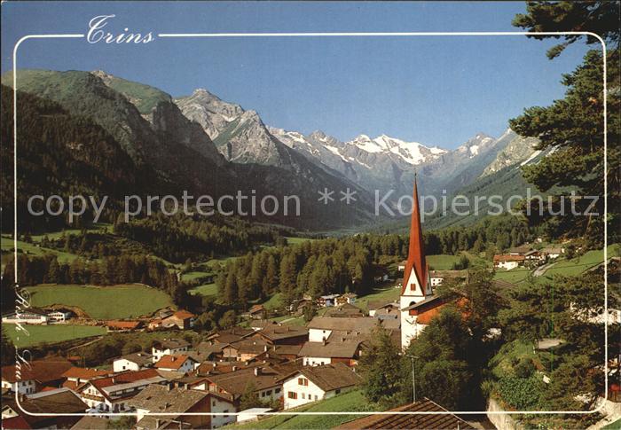 Trins Innsbruck Ortspartie mit Kirche Alpenpanorama